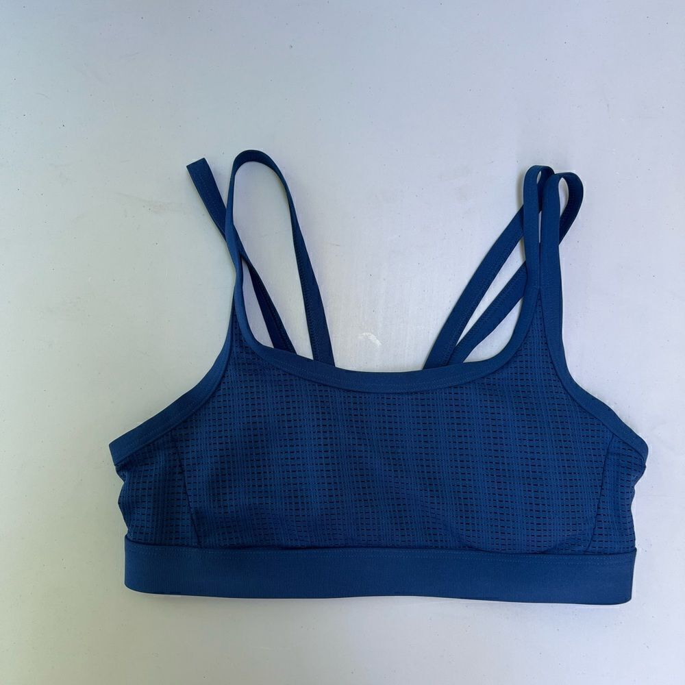 Under Armour Sports Bra size Small